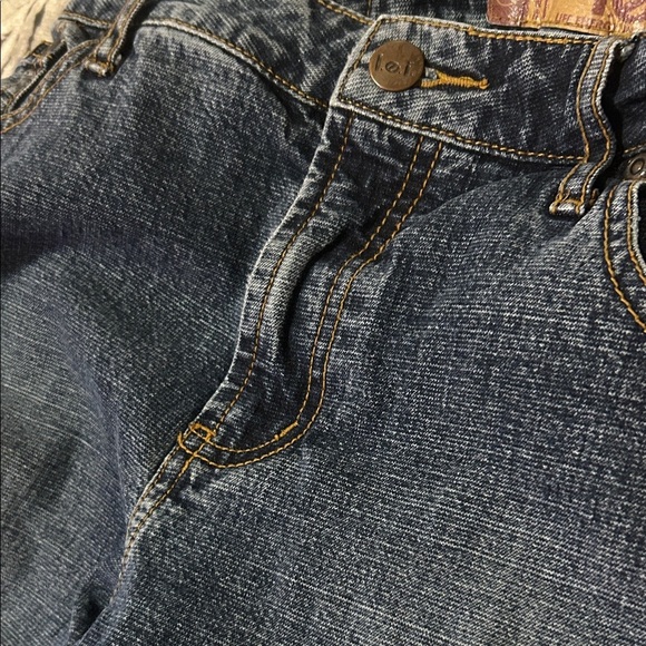 LEI Vintage Women's Blue Flared Jeans - Picture 4 of 6